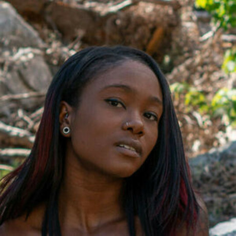 Eirenne Suicide pornstar hd gallery