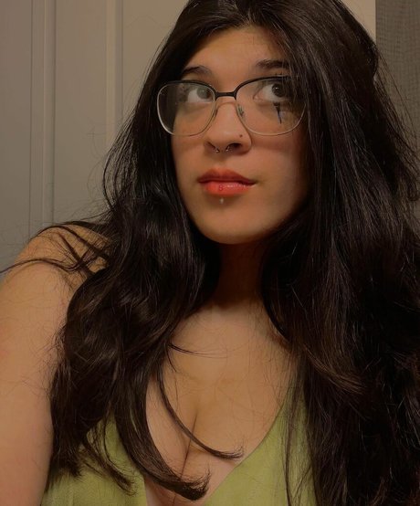 IiIjiggles pornstar top image