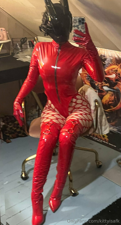 kittyisafk pornstar top picture