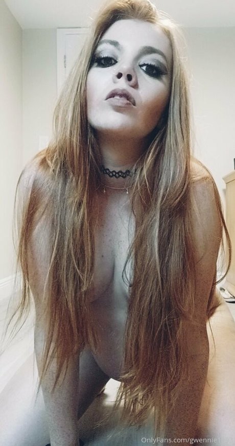 gwennie1993 nude model picture