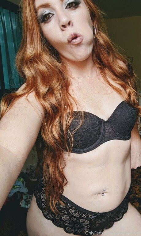 gwennie1993 model art pictures