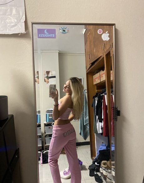 Ava Alfaro naked actress pics