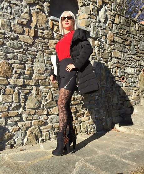 Anya87 erotic model archive