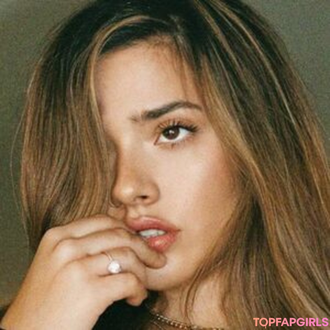 Heymarianacamps sexy actress photo