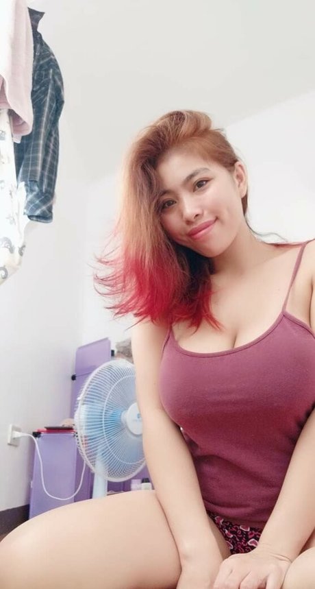 BustyCia pornographic actress photos