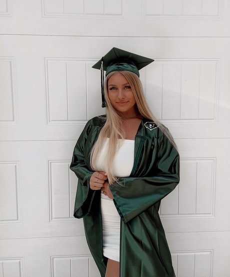 2024 top onlyfans naked photo