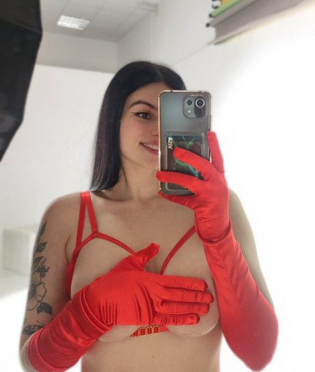 milamilasham pornographic star picture