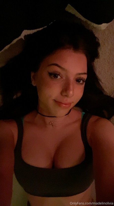 Madelinolivia free pornstar pic