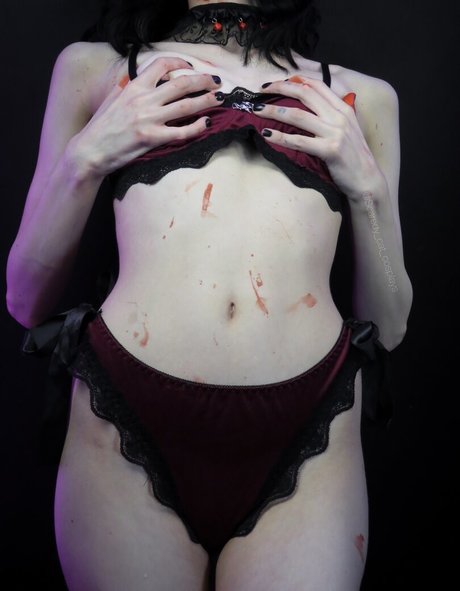 Scaredy Cat Cosplays perfect model photo