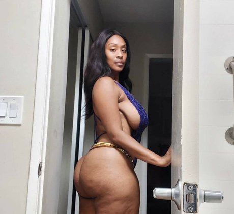 LavendaMonroe free actress image