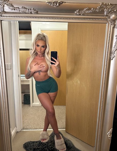 charstevesxo sexy model pictures