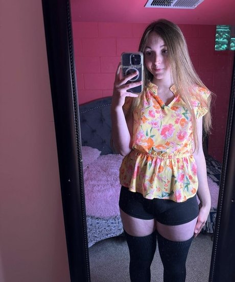 Jessa Pinkgirl erotic model archive