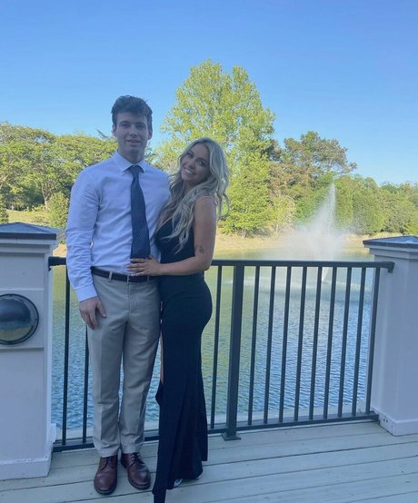 Caitlin Betterly pretty star image