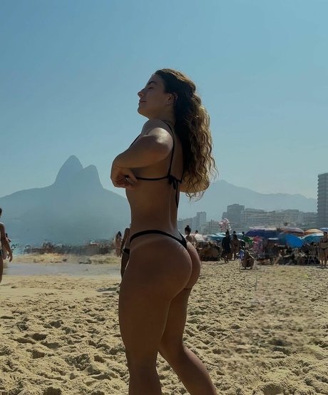 Julia Giannella star hd archive