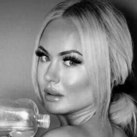 louslx naked actress archive