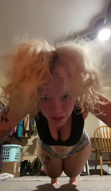 Meganxhickson pornographic model pics