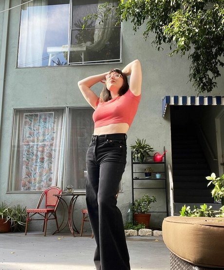 NurseHuckleberry porn model img