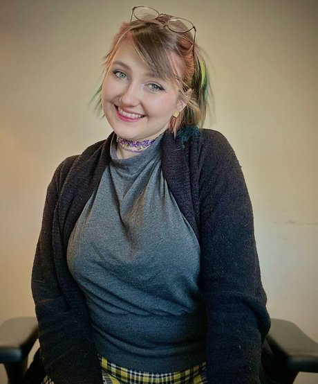 Trashabag naked pornstar img