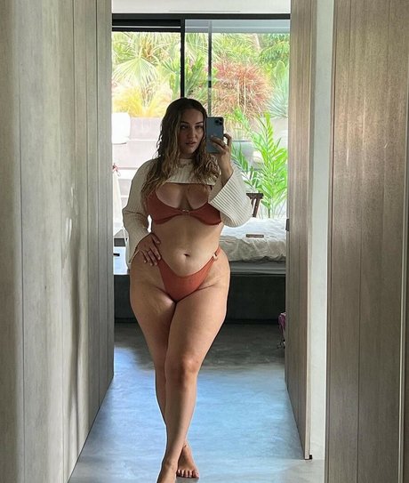 Joann Van Den Herik star nude gallery