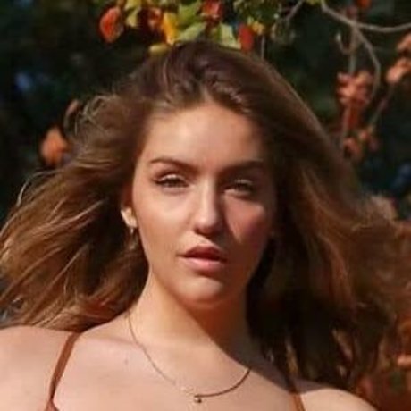 Joann Van Den Herik pornstar free photo