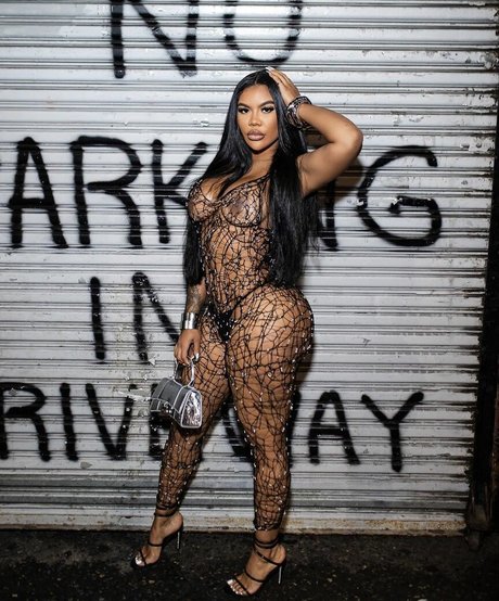 Chinesekitty hot star pic