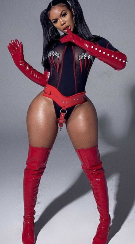 Chinesekitty model best picture