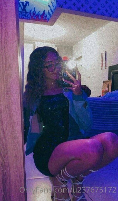 penelopexc pornstar erotic pic