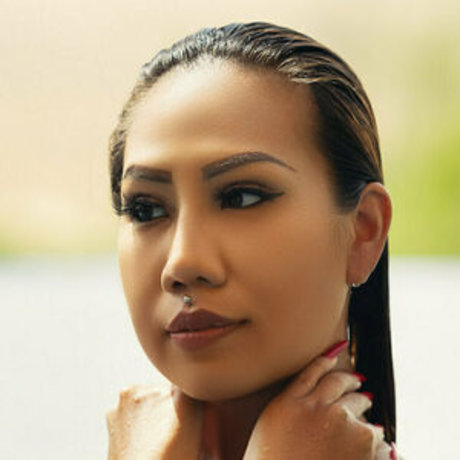 Fernie Warisa art model picture