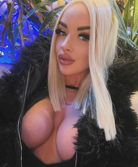 my way 7 xxx star image