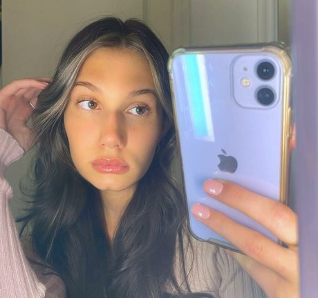 Sierra Bate pornstar art pic