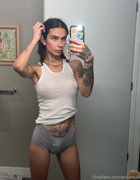 Julia Geltsman star hd photo