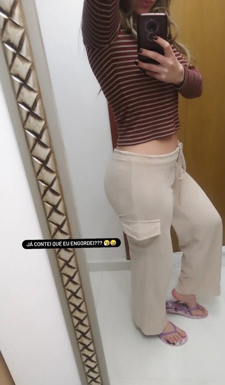 Isa pes naked actress pic