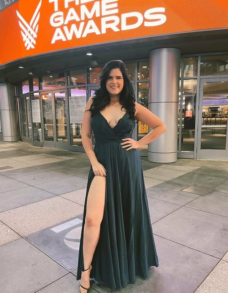 Erica Lindbeck best model galleries