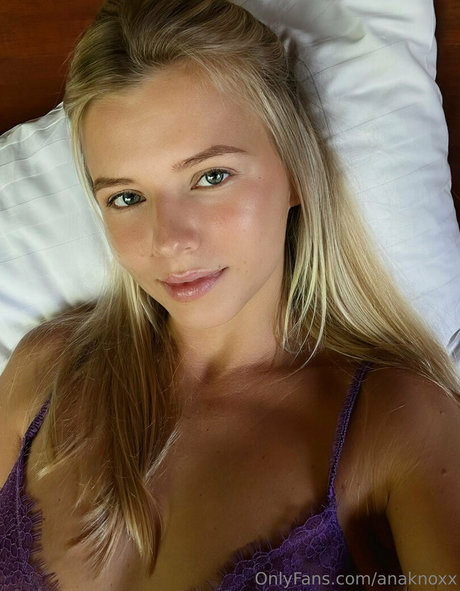 anaknoxx pornstar sex photo
