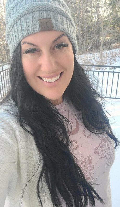 Fallon Jane model naked pictures