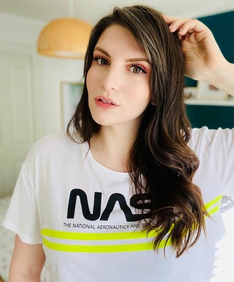 katestark art pornstar picture