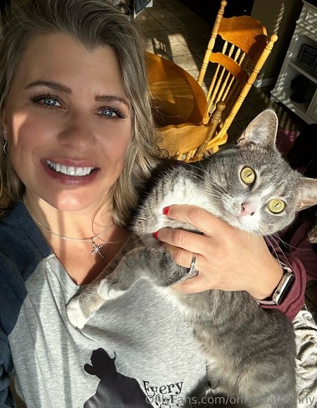 famous free onlyfans top archive