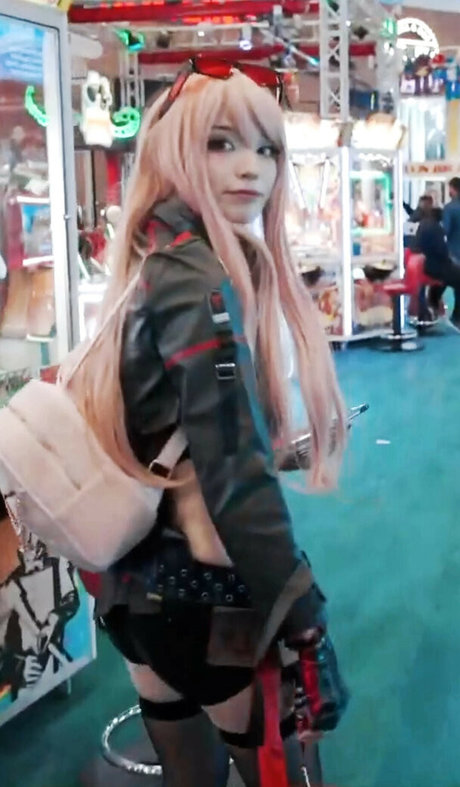 Emiru nude star archive