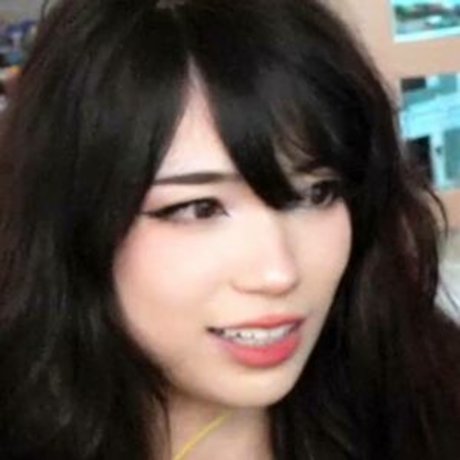 Emiru model pornographic photo