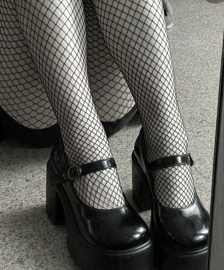 Vwemor pornographic star images