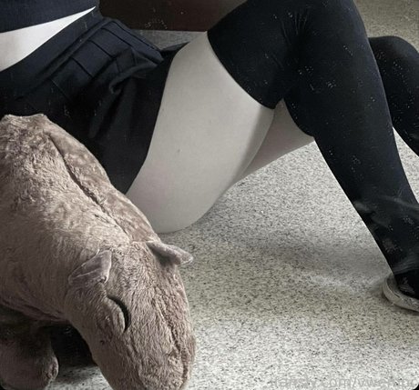 Vwemor model porn pictures