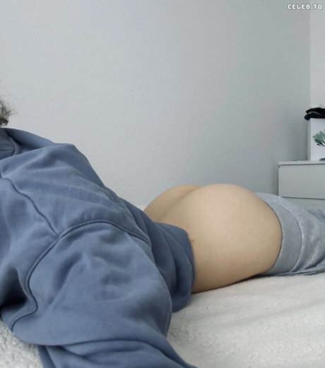 Linneasky star adult image