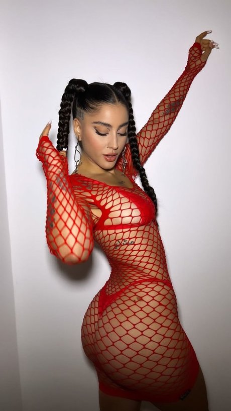 La Chilena high quality actress image