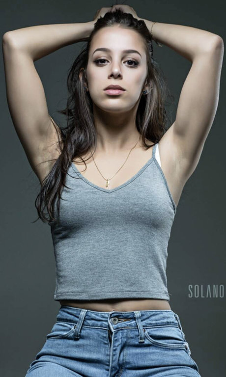 Izzy Rocha high quality actress img