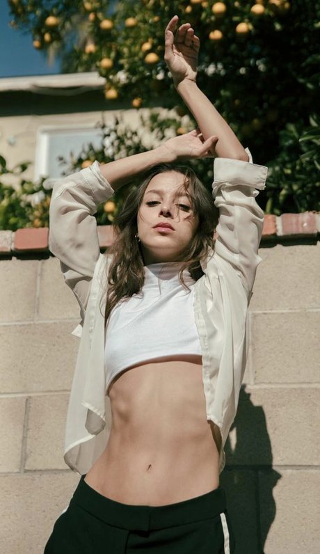 Izzy Rocha pornstar sex image