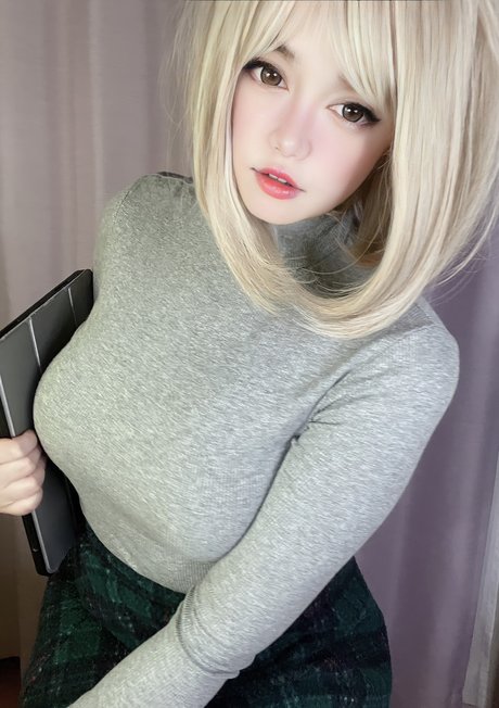 Jeanne Hori_ model hot picture