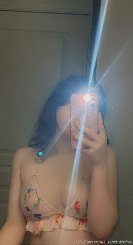 Elizaxleee beautiful star img