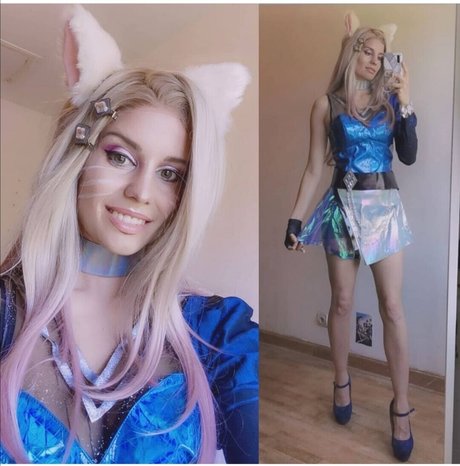 Ewenae erotic star photo