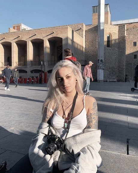 Pinustri beautiful actress galleries