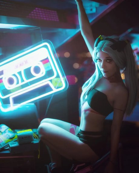 Aara Lee_ model adult images